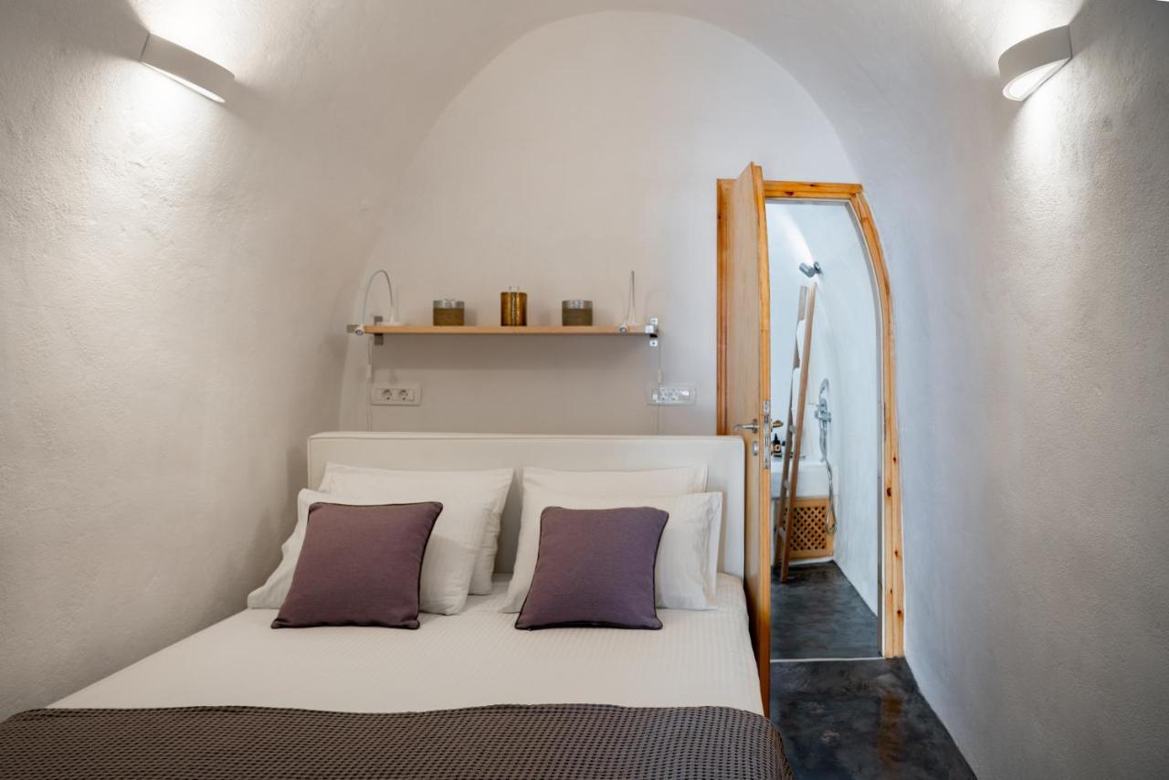 Akron Cliff Suite Fira  Esterno foto