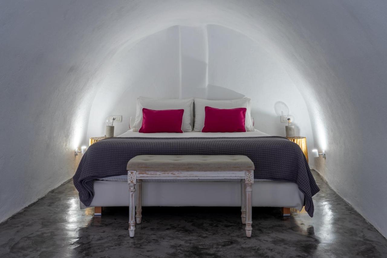 Akron Cliff Suite Fira  Esterno foto