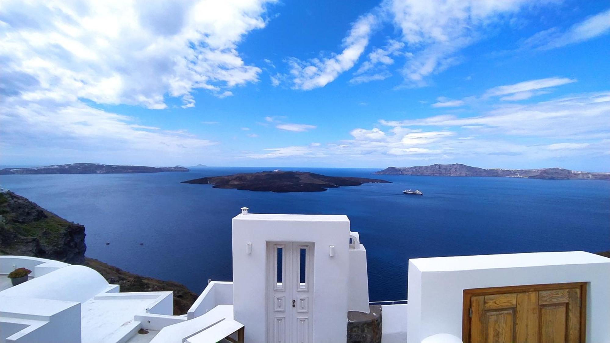 Akron Cliff Suite Fira  Esterno foto